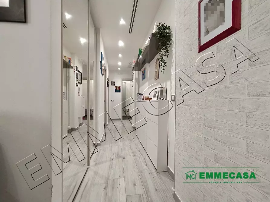 Immagine 3 di Appartamento in vendita  a Valenzano