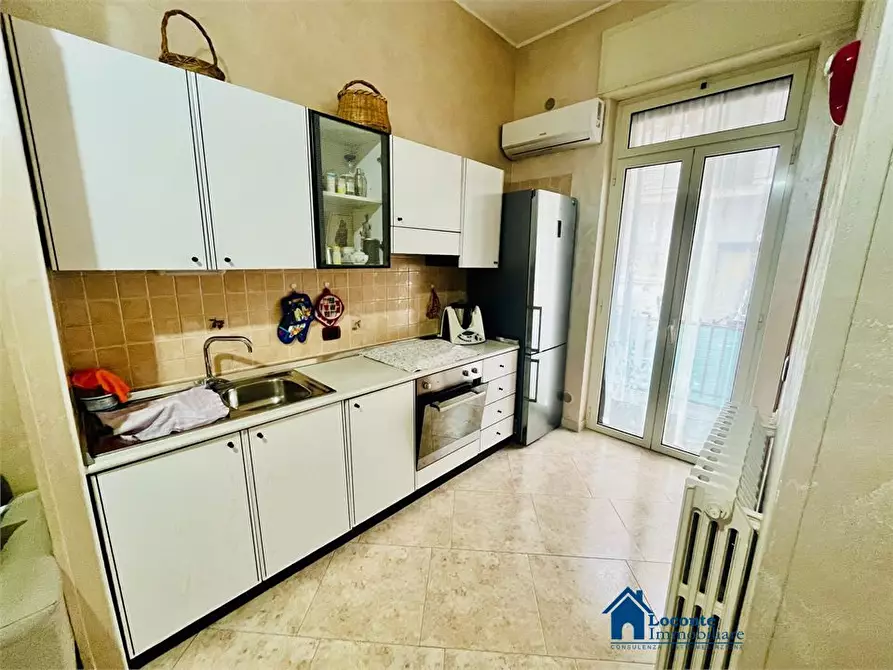 Immagine 9 di Appartamento in vendita  a Capurso