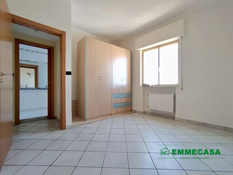 Immagine 8 di Appartamento in vendita  a Valenzano