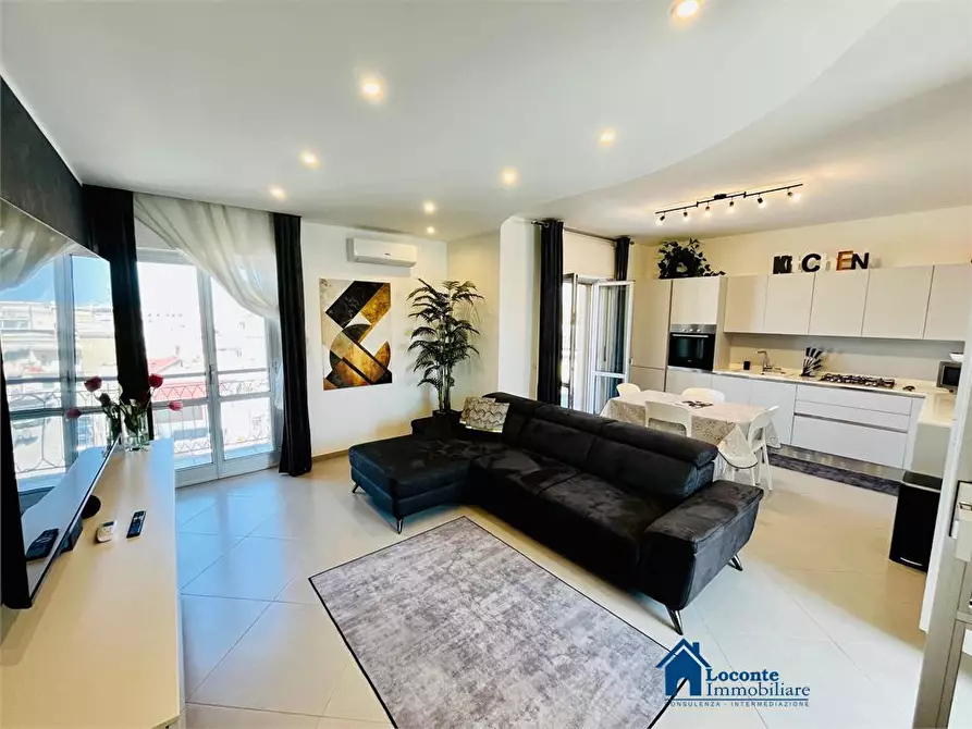 Immagine 2 di Appartamento in vendita  a Capurso