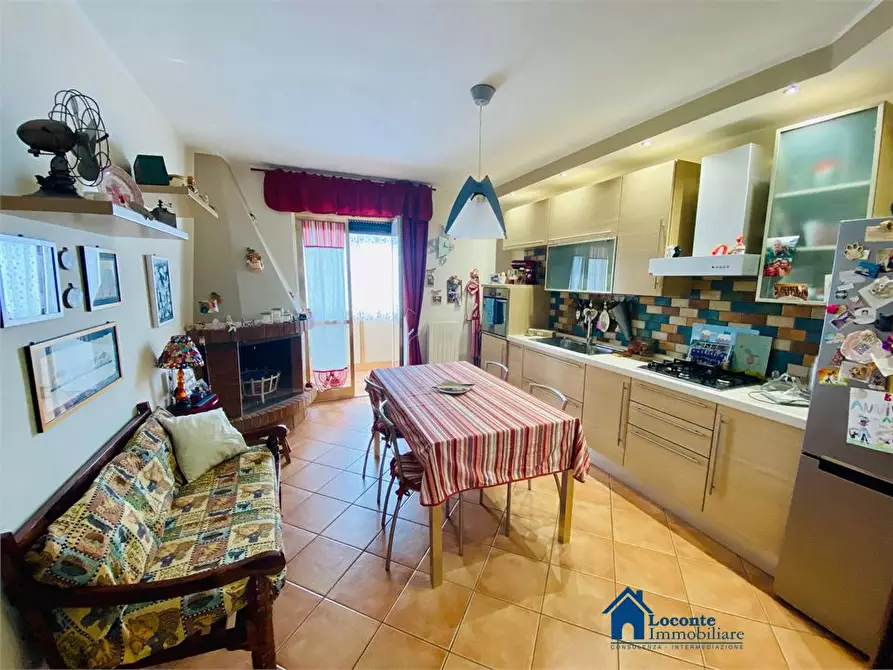 Immagine 4 di Appartamento in vendita  a Cellamare