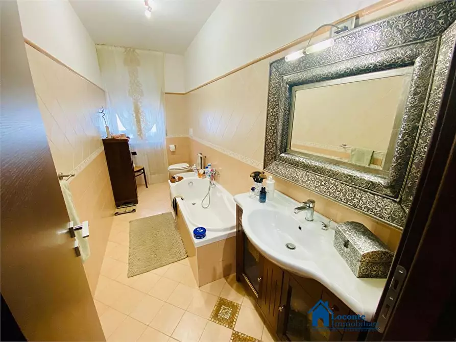 Immagine 10 di Appartamento in vendita  a Cellamare