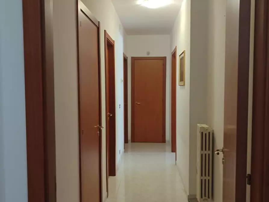 Immagine 10 di Appartamento in vendita  a Bari