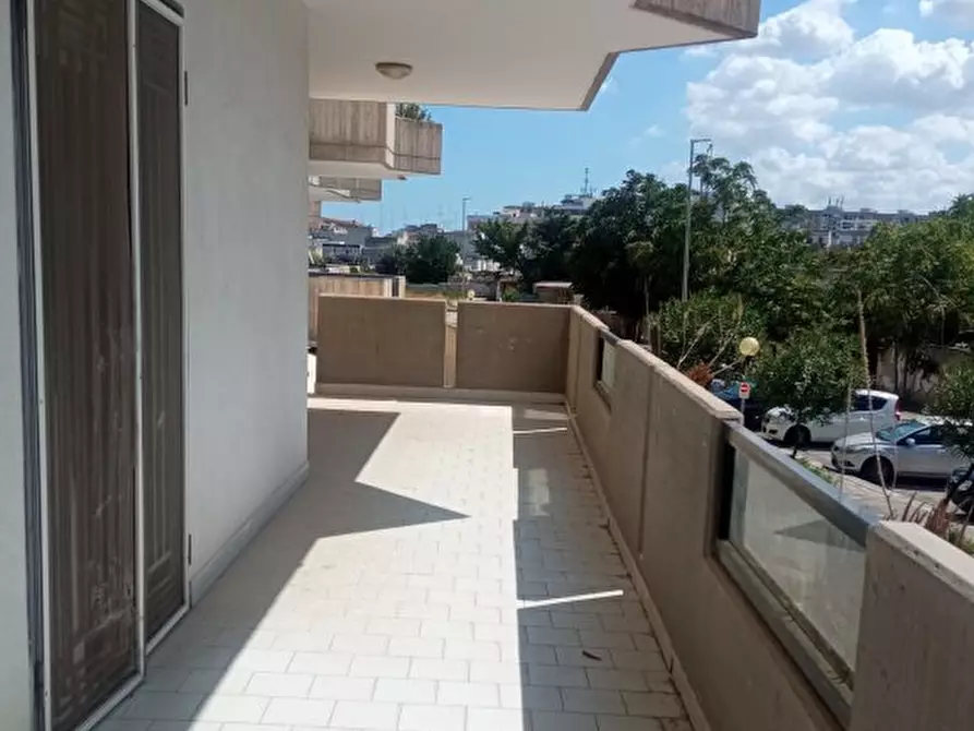 Immagine 4 di Appartamento in vendita  a Bari