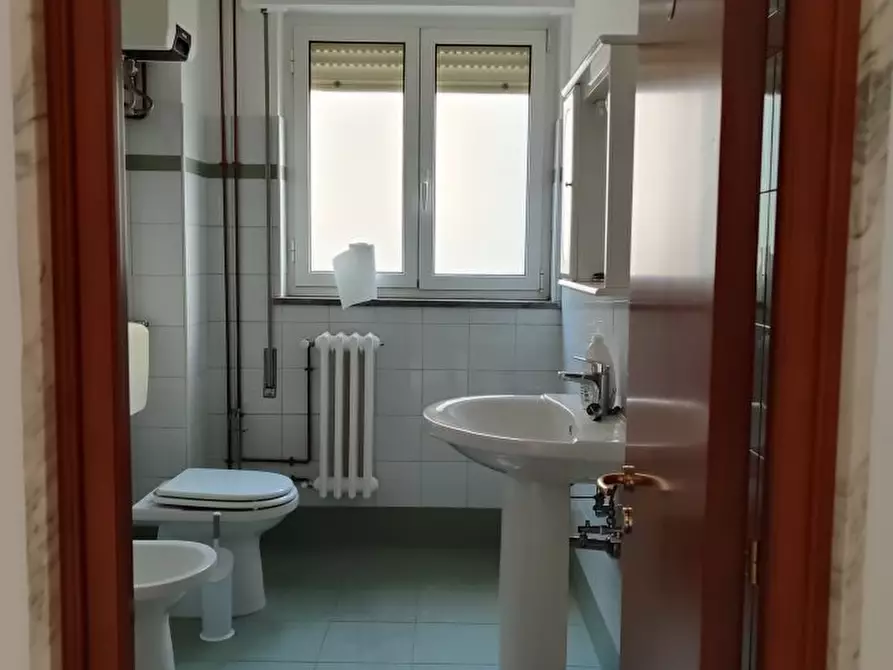 Immagine 10 di Appartamento in vendita  a Bari