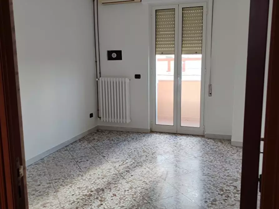 Immagine 4 di Appartamento in vendita  a Bari