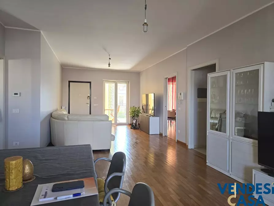 Immagine 5 di Appartamento in vendita  67 a Valenzano