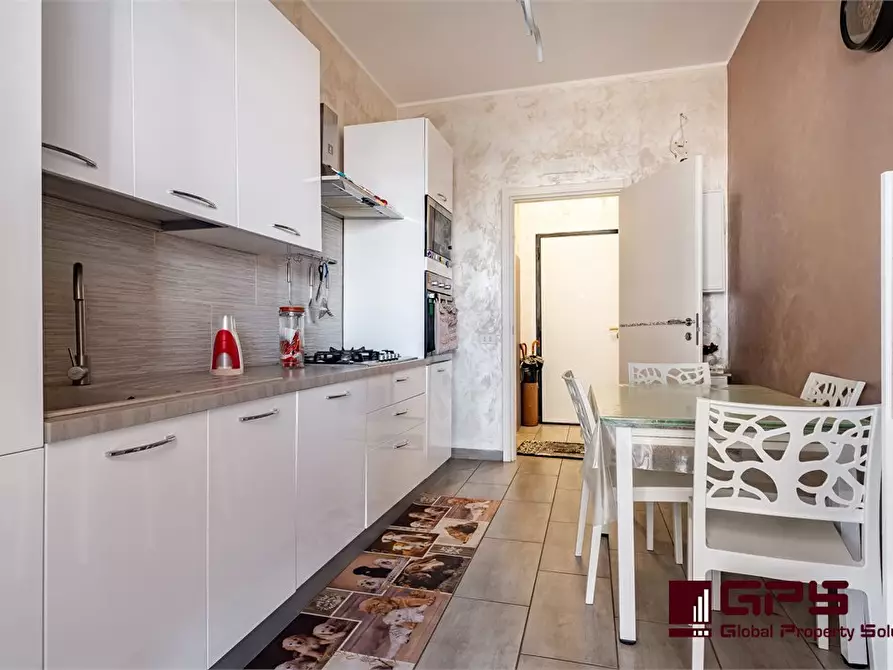 Immagine 5 di Appartamento in vendita  6 a Bari