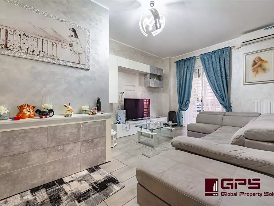 Immagine 3 di Appartamento in vendita  6 a Bari