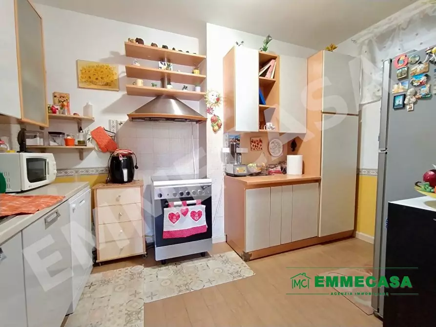 Immagine 8 di Appartamento in vendita  a Valenzano