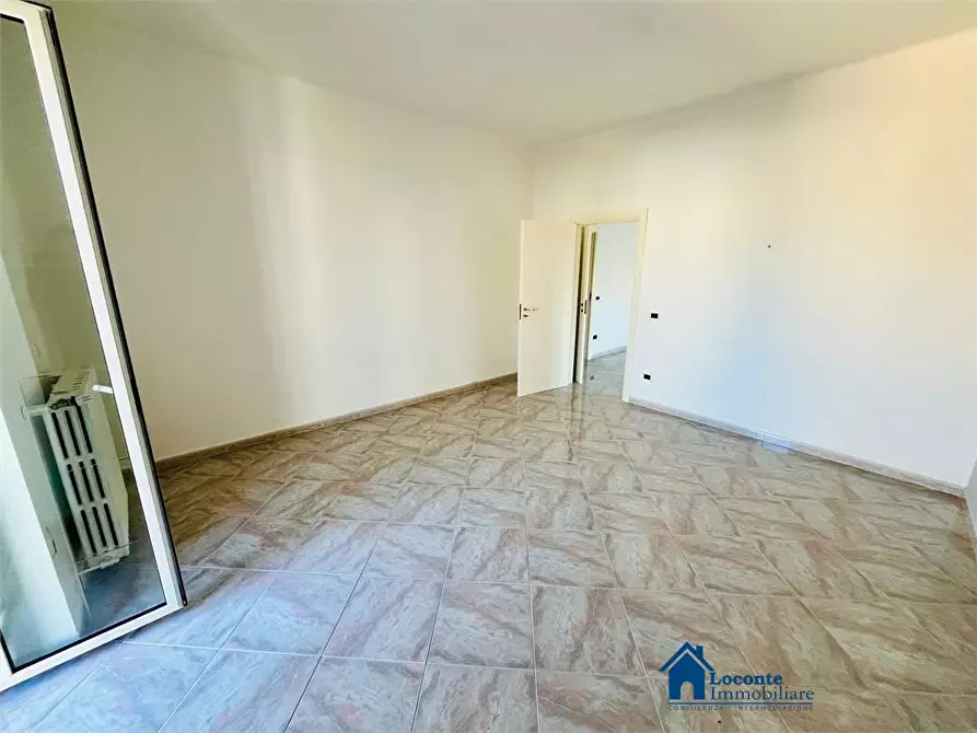 Immagine 8 di Appartamento in vendita  a Capurso