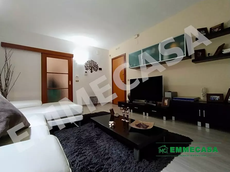 Immagine 3 di Appartamento in vendita  a Valenzano