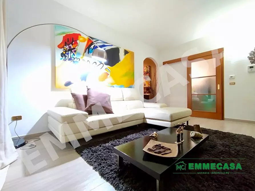 Immagine 4 di Appartamento in vendita  a Valenzano