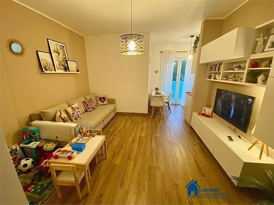 Immagine 2 di Appartamento in vendita  a Capurso