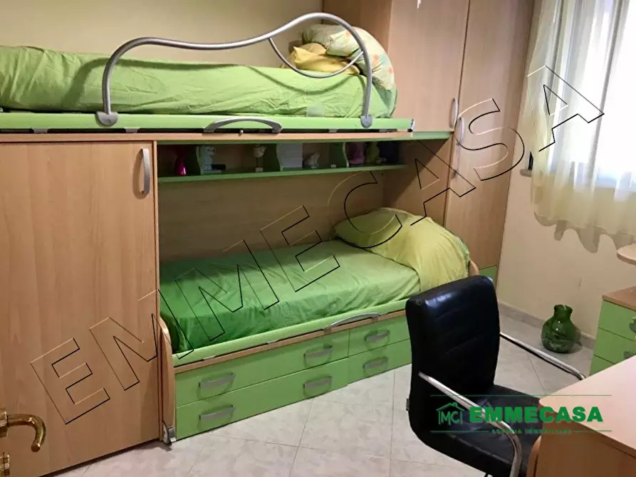 Immagine 9 di Appartamento in vendita  a Valenzano