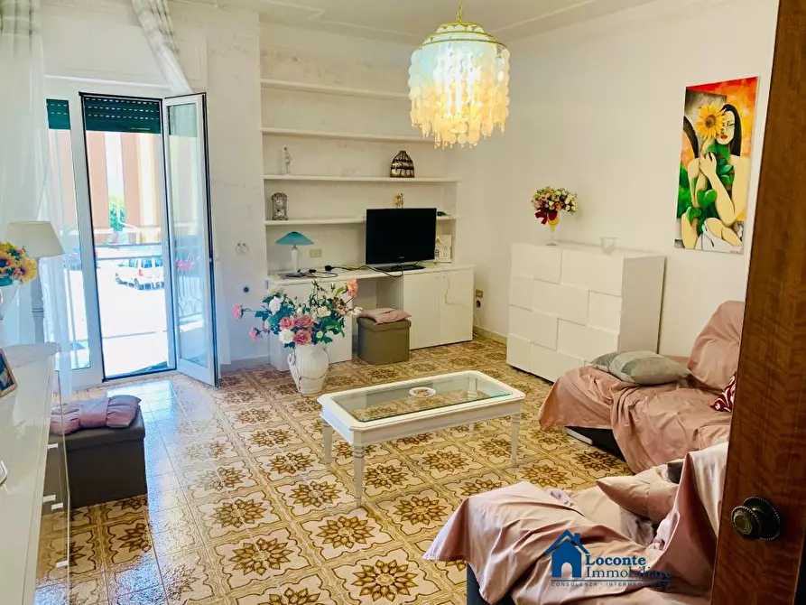 Immagine 9 di Appartamento in vendita  a Capurso