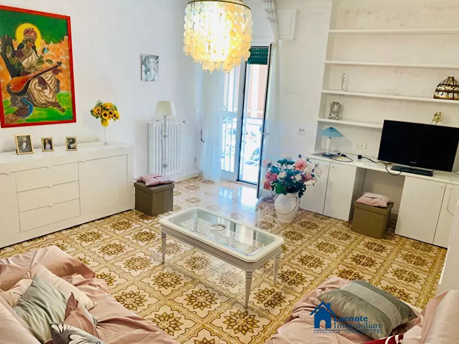 Immagine 10 di Appartamento in vendita  a Capurso