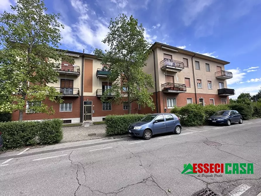 Immagine 1 di Appartamento in vendita  a Treviglio