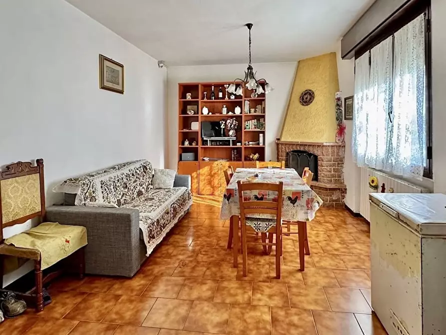 Immagine 4 di Appartamento in vendita  a Alto Reno Terme