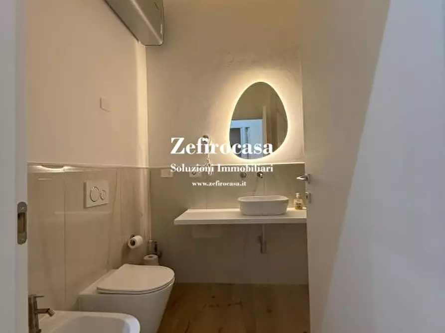 Immagine 8 di Appartamento in vendita  a Bologna