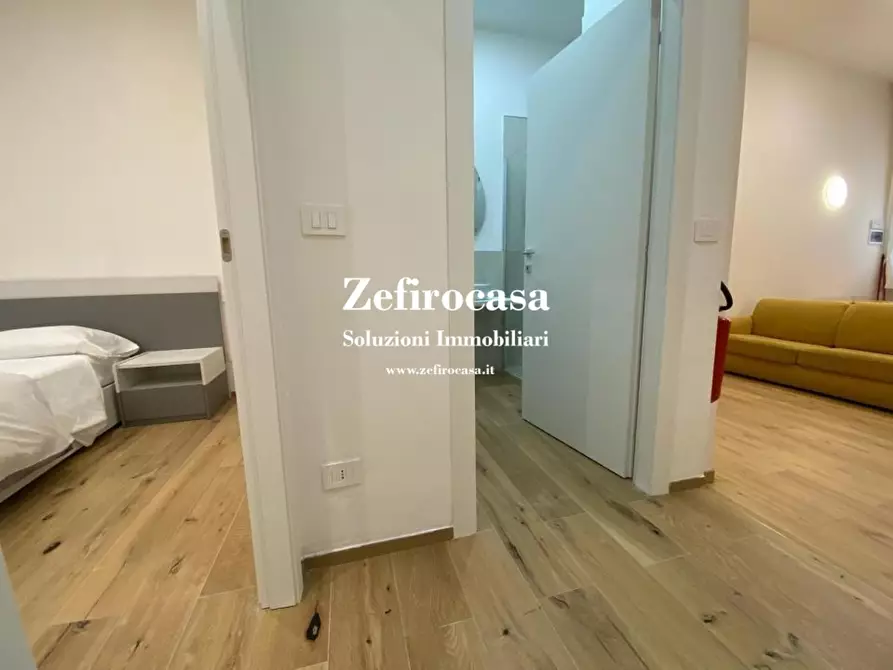 Immagine 7 di Appartamento in vendita  a Bologna