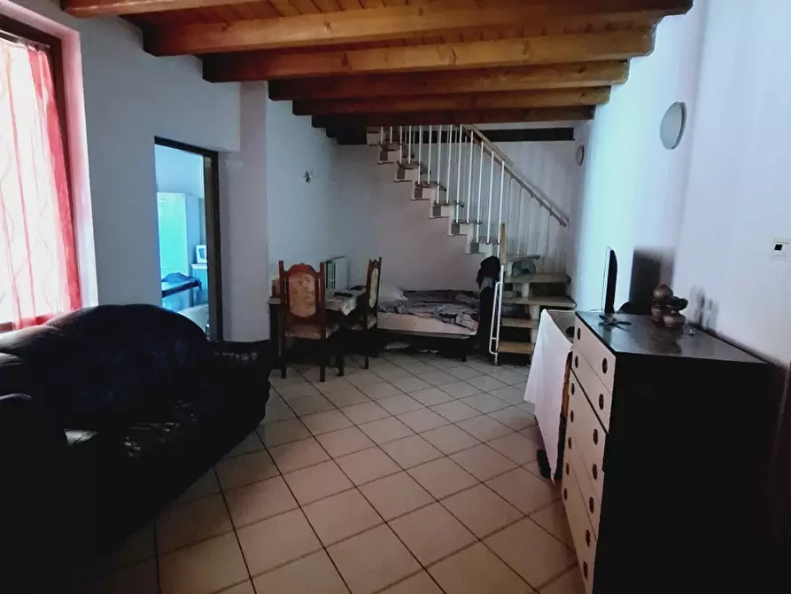 Immagine 1 di Appartamento in vendita  a Capriano Del Colle