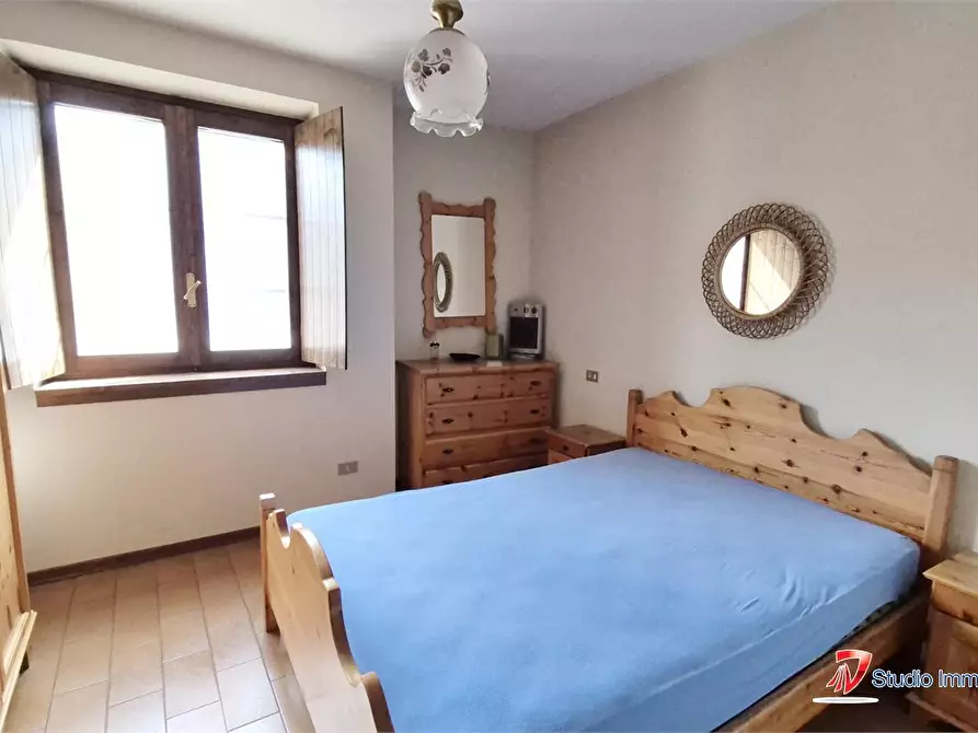 Immagine 4 di Appartamento in vendita  a Edolo