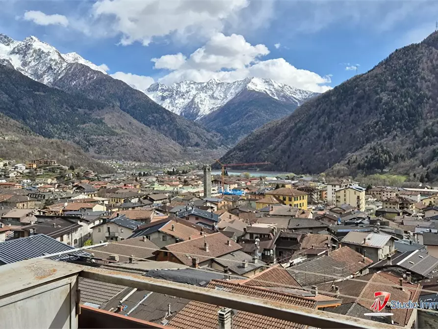 Immagine 10 di Appartamento in vendita  a Edolo