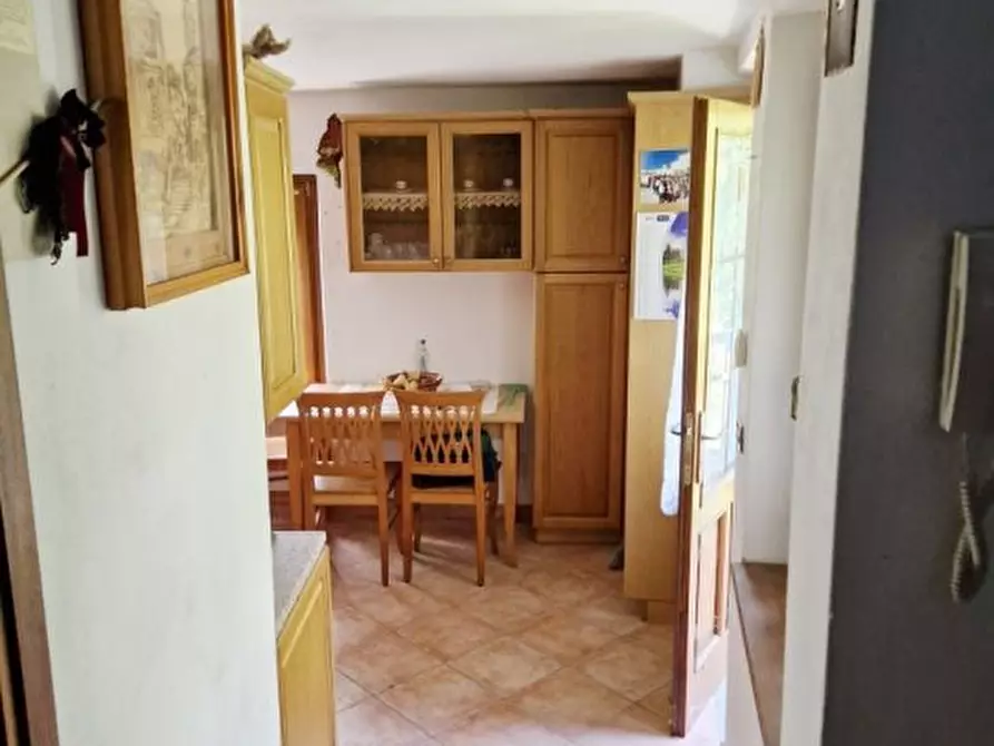 Immagine 5 di Appartamento in vendita  a Capo Di Ponte