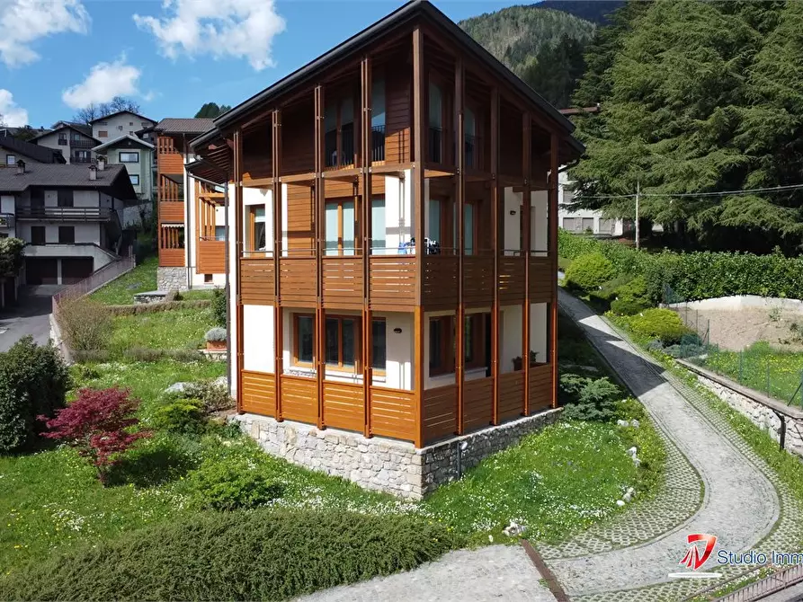 Immagine 2 di Appartamento in vendita  15 a Borno