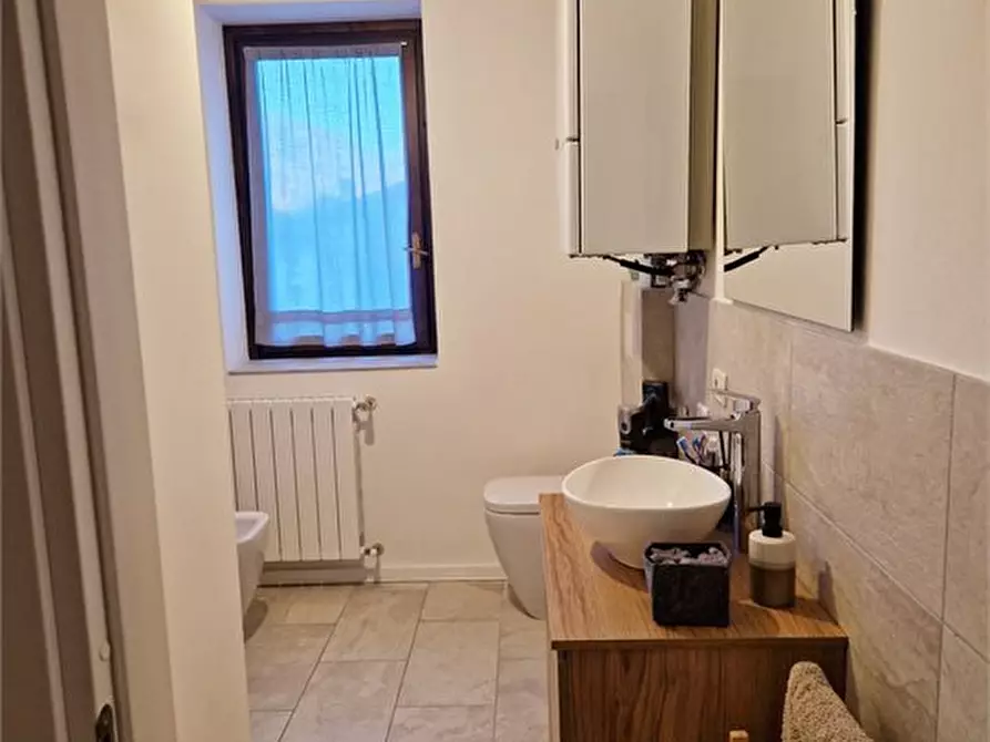 Immagine 9 di Appartamento in vendita  a Corteno Golgi