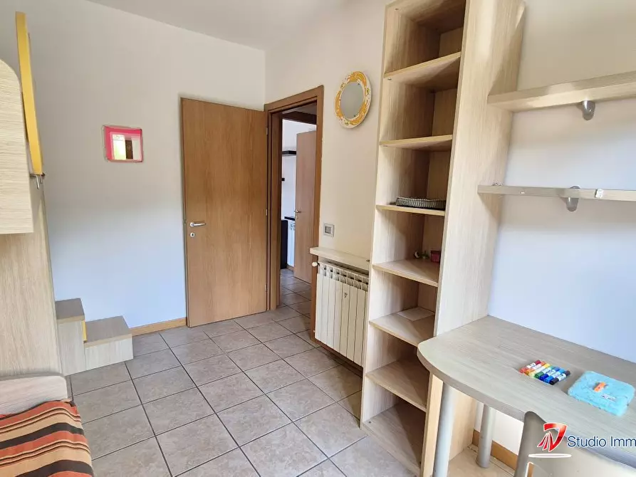 Immagine 8 di Appartamento in vendita  a Breno