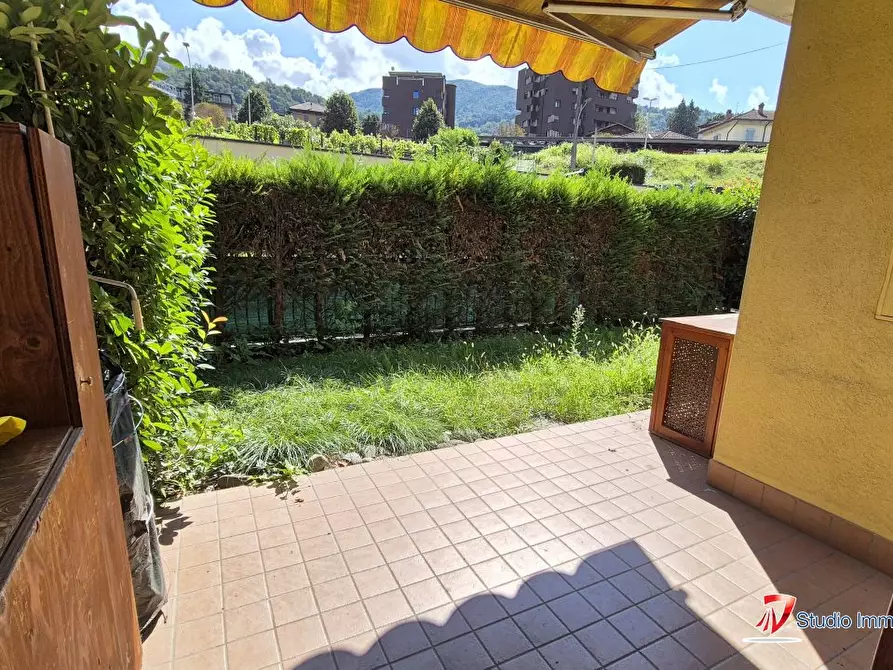 Immagine 10 di Appartamento in vendita  a Breno