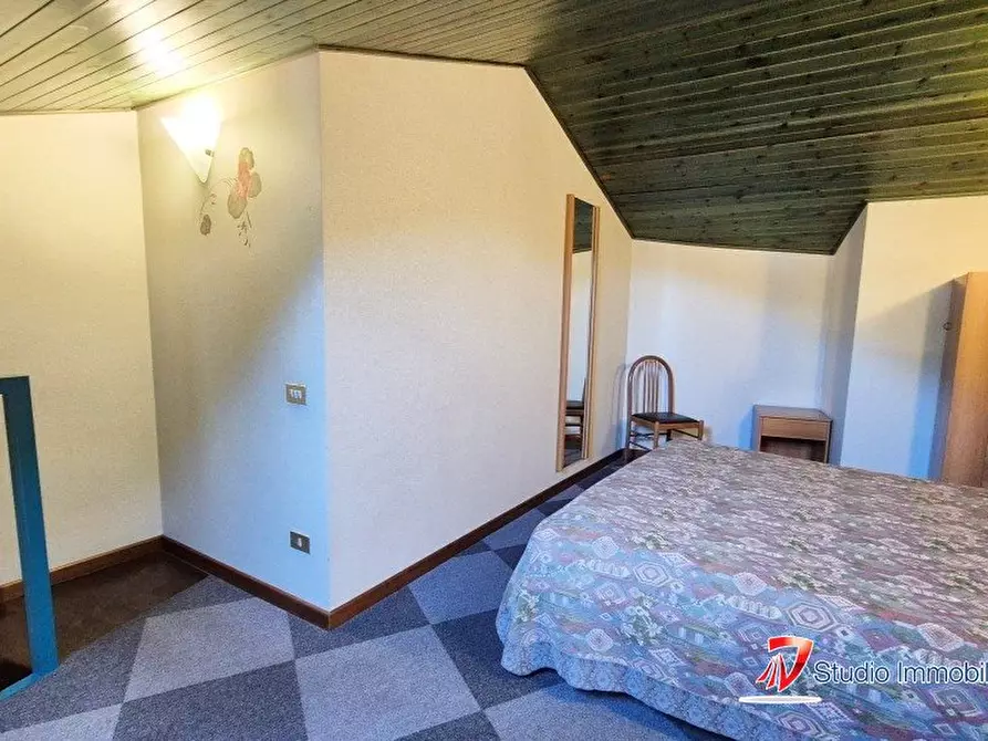 Immagine 5 di Appartamento in vendita  15 a Ponte Di Legno