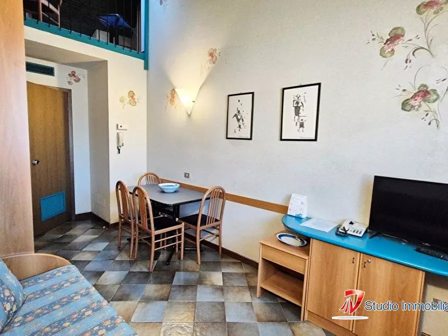 Immagine 2 di Appartamento in vendita  15 a Ponte Di Legno