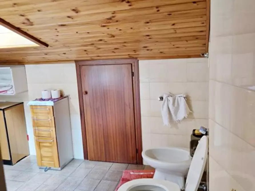 Immagine 10 di Appartamento in vendita  15 a Edolo