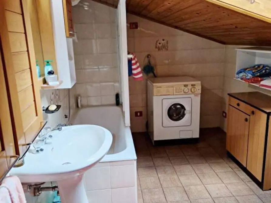 Immagine 9 di Appartamento in vendita  15 a Edolo