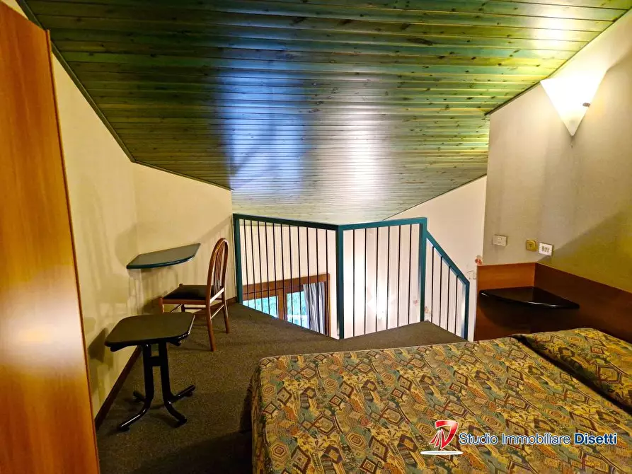 Immagine 6 di Appartamento in vendita  15 a Ponte Di Legno