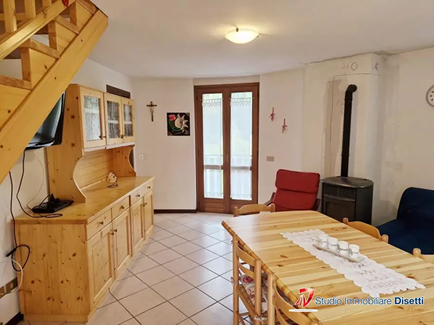 Immagine 5 di Appartamento in vendita  a Vione