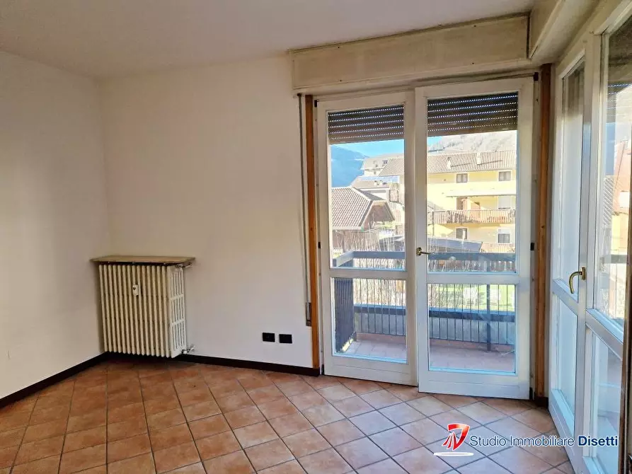 Immagine 2 di Appartamento in vendita  12 a Edolo