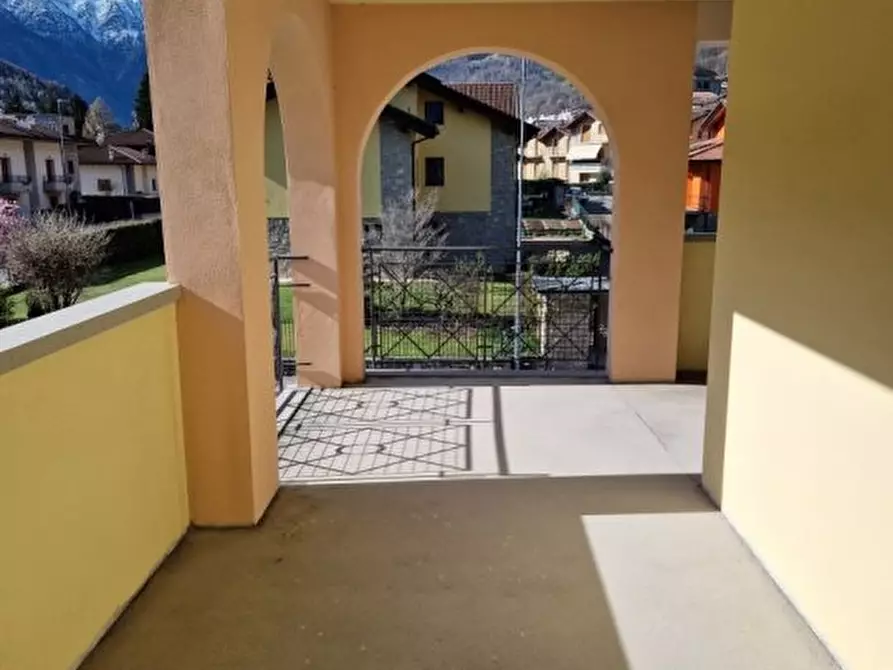 Immagine 8 di Appartamento in vendita  9 a Malonno