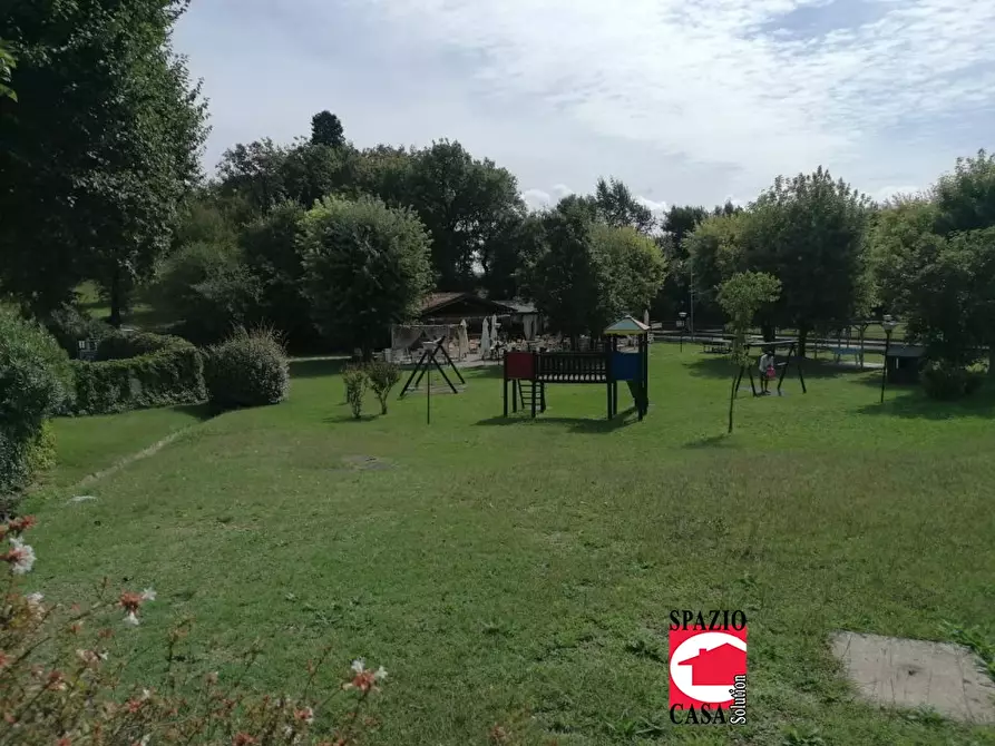 Immagine 10 di Appartamento in vendita  a Padenghe Sul Garda