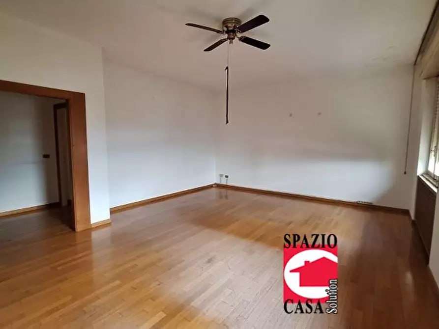 Immagine 4 di Appartamento in vendita  a Nave