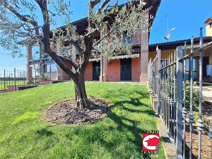 Immagine 2 di Appartamento in vendita  a Castel Mella