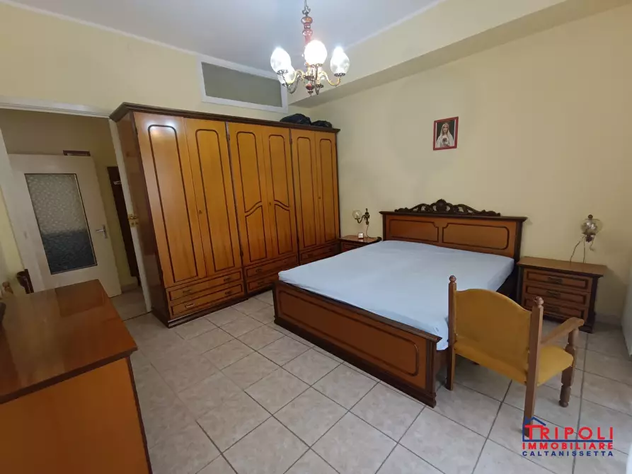 Immagine 4 di Appartamento in vendita  45 a Caltanissetta
