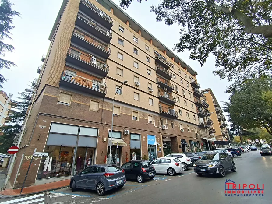 Immagine 1 di Appartamento in vendita  146 a Caltanissetta