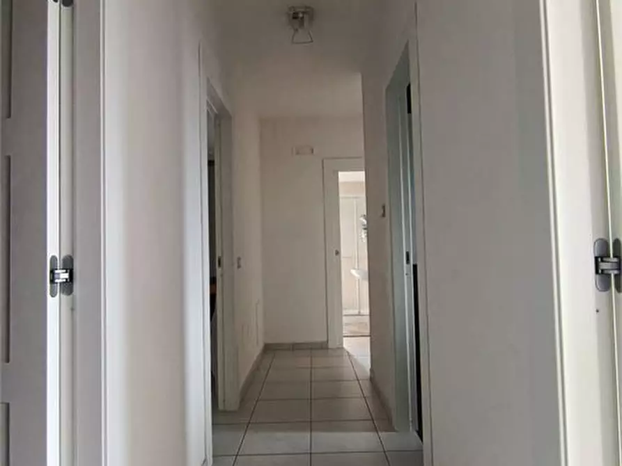 Immagine 6 di Appartamento in vendita  a Orta Di Atella