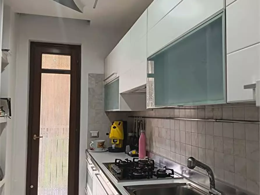 Immagine 4 di Appartamento in vendita  a Orta Di Atella