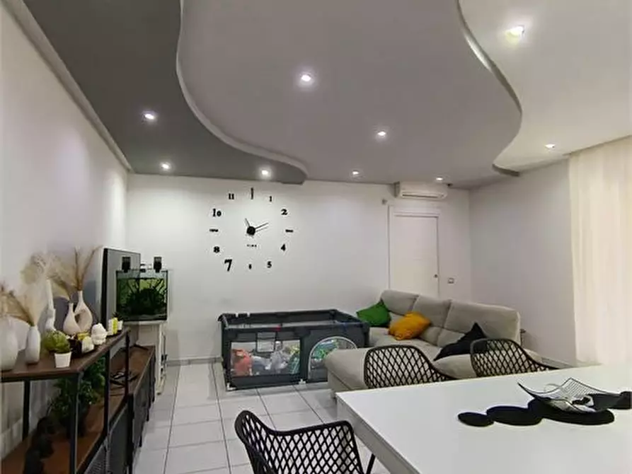 Immagine 3 di Appartamento in vendita  a Orta Di Atella