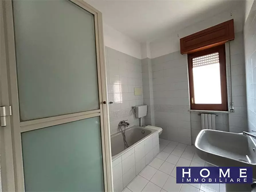 Immagine 6 di Appartamento in vendita  a Aversa